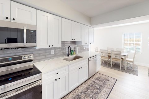 Touwnhouse à vendre à Davie, Floride: 3 chambres, 151.43 m2 № 1946951 - photo 11