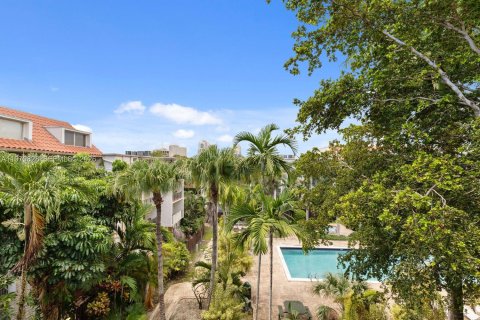 Condominio en venta en Pinecrest, Florida, 1 dormitorio, 74.51 m2 № 2046198 - foto 20