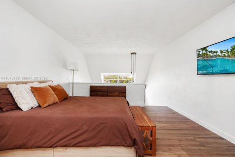Condominio en venta en Pinecrest, Florida, 1 dormitorio, 74.51 m2 № 2046198 - foto 15