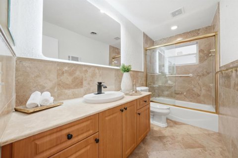 Купить виллу или дом в Холливуд, Флорида 3 комнаты, 211.35м2, № 2085135 - фото 3