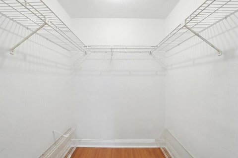 Купить виллу или дом в Холливуд, Флорида 3 комнаты, 211.35м2, № 2085135 - фото 19