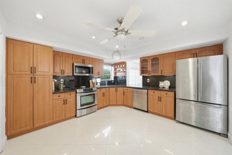 Купить виллу или дом в Холливуд, Флорида 3 комнаты, 211.35м2, № 2085135 - фото 20