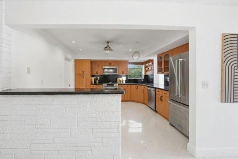 Купить виллу или дом в Холливуд, Флорида 3 комнаты, 211.35м2, № 2085135 - фото 6