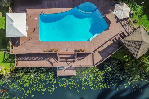 Villa ou maison à vendre à Davie, Floride: 4 chambres, 314.75 m2 № 2337964 - photo 2