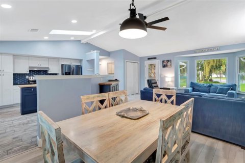 Casa en venta en Spring Hill, Florida, 3 dormitorios, 145.02 m2 № 2266956 - foto 11
