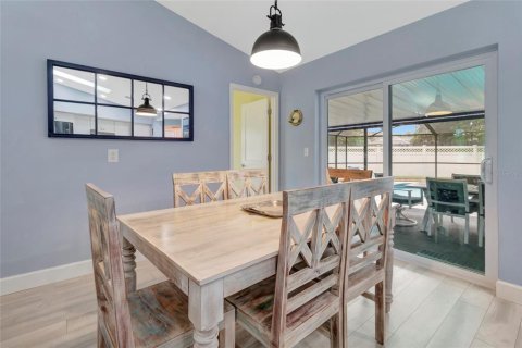 Casa en venta en Spring Hill, Florida, 3 dormitorios, 145.02 m2 № 2266956 - foto 8