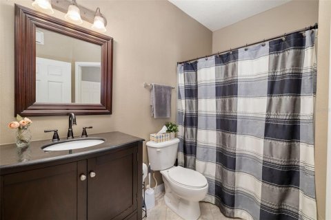 Condo in Seminole, Florida, 2 bedrooms  № 1919486 - photo 19