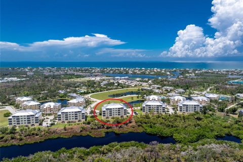 Condominio en venta en Englewood, Florida, 3 dormitorios, 160.63 m2 № 1832200 - foto 1