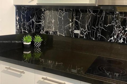 Studio in the Condo in Miami, Florida № 1986603 - photo 6