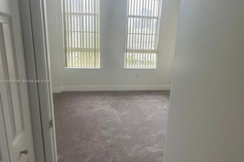 Copropriété à louer à Fort Lauderdale, Floride: 2 chambres, 100.61 m2 № 2179096 - photo 9