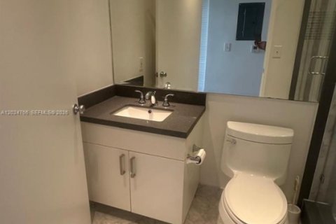 Copropriété à louer à Fort Lauderdale, Floride: 2 chambres, 100.61 m2 № 2179096 - photo 7