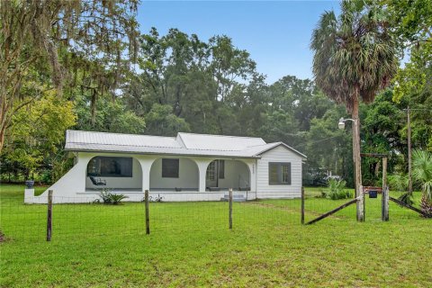 Villa ou maison à vendre à Trenton, Floride: 2 chambres, 129.51 m2 № 1902291 - photo 1