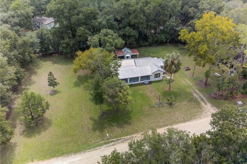 Villa ou maison à vendre à Trenton, Floride: 2 chambres, 129.51 m2 № 1902291 - photo 2