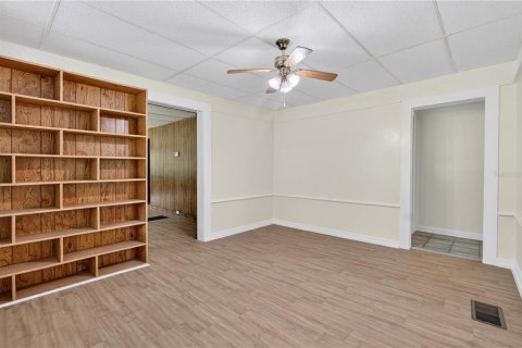 Villa ou maison à vendre à Trenton, Floride: 2 chambres, 129.51 m2 № 1902291 - photo 25