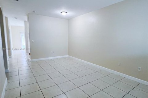 Купить кондоминиум в Хомстед, Флорида 3 спальни, 108.32м2, № 2015729 - фото 5