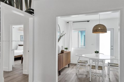 Apartment in Miami Beach, Florida 2 bedrooms, 92.9 sq.m. № 2401337 - photo 23