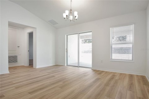 Villa ou maison à louer à Davenport, Floride: 4 chambres, 178.19 m2 № 2148873 - photo 8