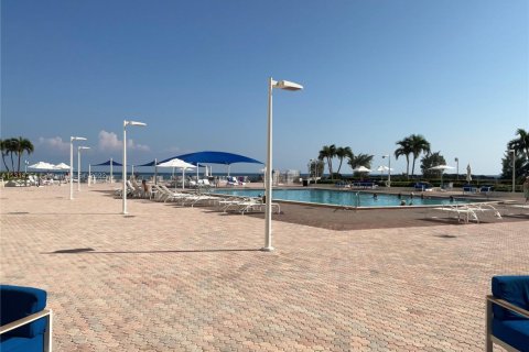 Condominio en venta en Hallandale Beach, Florida, 1 dormitorio, 77.29 m2 № 1984739 - foto 29