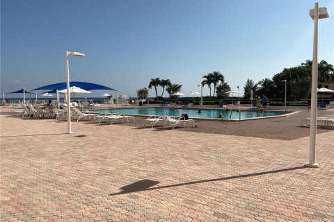 Condominio en venta en Hallandale Beach, Florida, 1 dormitorio, 77.29 m2 № 1984739 - foto 30