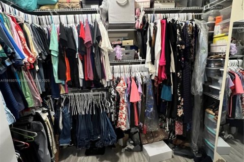 Купить таунхаус в Хомстед, Флорида 4 спальни, 177.07м2, № 1970236 - фото 11