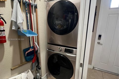 Купить таунхаус в Хомстед, Флорида 4 спальни, 177.07м2, № 1970236 - фото 6