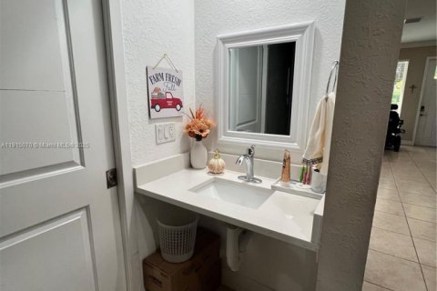 Купить таунхаус в Хомстед, Флорида 4 спальни, 177.07м2, № 1970236 - фото 16