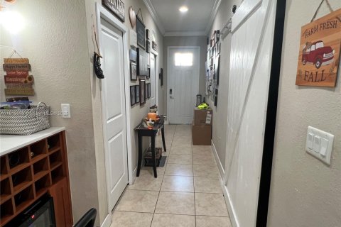 Купить таунхаус в Хомстед, Флорида 4 спальни, 177.07м2, № 1970236 - фото 4