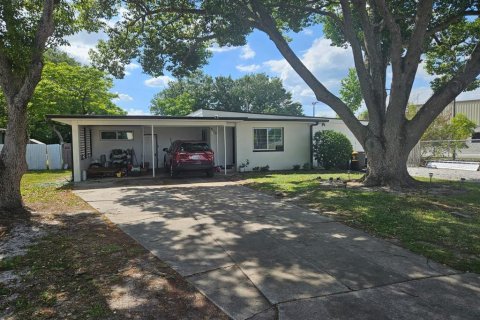 Villa ou maison à Sanford, Floride 5 chambres, 201.69 m2 № 2137151
