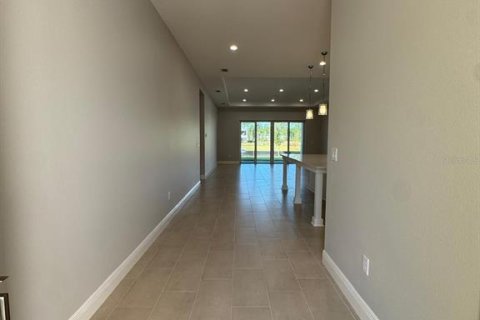 Villa ou maison à vendre à Ormond Beach, Floride: 4 chambres, 180.69 m2 № 2143605 - photo 4