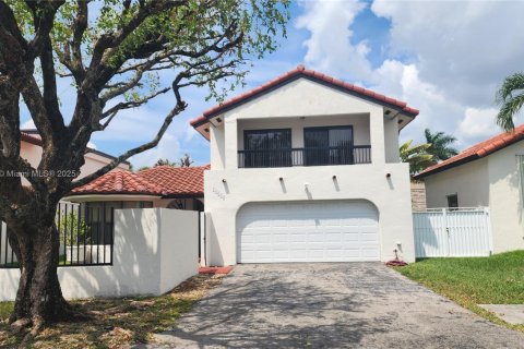 Villa ou maison à Miami, Floride 4 chambres, 242.75 m2 № 1948790