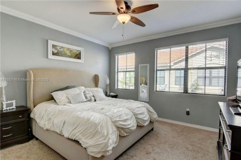 House in Pompano Beach, Florida 3 bedrooms, 131.92 sq.m. № 1946537 - photo 15