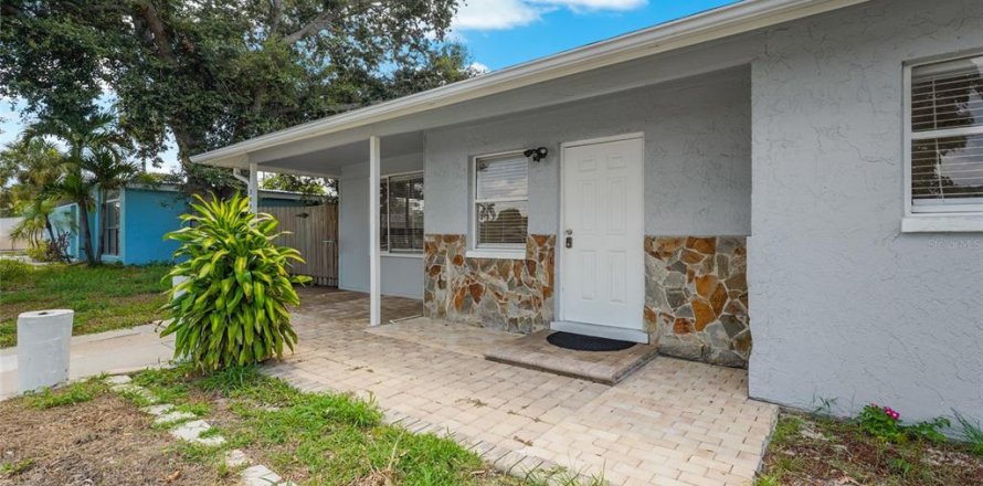Villa ou maison à Bradenton, Floride 3 chambres, 100.89 m2 № 2284690