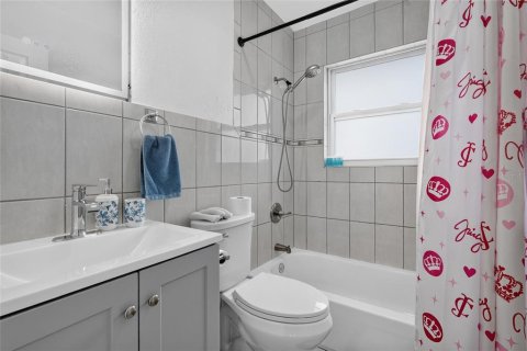 Villa ou maison à vendre à Bradenton, Floride: 3 chambres, 100.89 m2 № 2284690 - photo 23