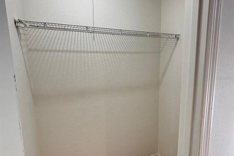 Купить кондоминиум в Киссимми, Флорида 5 комнат, 105.91м2, № 2226617 - фото 7
