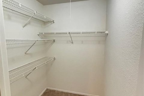Купить кондоминиум в Киссимми, Флорида 5 комнат, 105.91м2, № 2226617 - фото 11