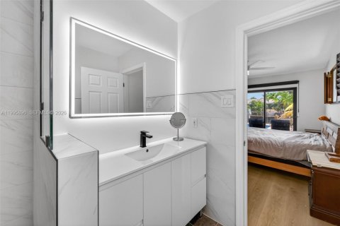 Villa ou maison à vendre à Pompano Beach, Floride: 3 chambres, 151.15 m2 № 2059641 - photo 20