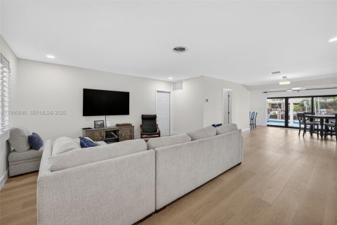 Villa ou maison à vendre à Pompano Beach, Floride: 3 chambres, 151.15 m2 № 2059641 - photo 7