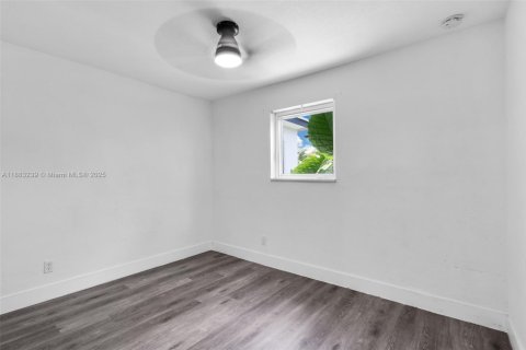 Villa ou maison à louer à Margate, Floride: 4 chambres, 126.9 m2 № 1930000 - photo 10