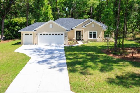 House in Dunnellon, Florida 4 bedrooms, 204.57 sq.m. № 1793639 - photo 1