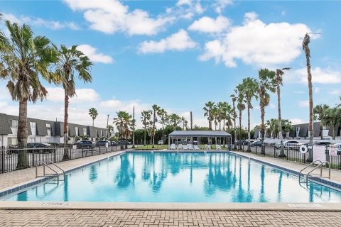Copropriété à louer à Orlando, Floride: 2 chambres, 115.2 m2 № 2415444 - photo 24