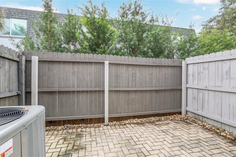Copropriété à louer à Orlando, Floride: 2 chambres, 115.2 m2 № 2415444 - photo 20