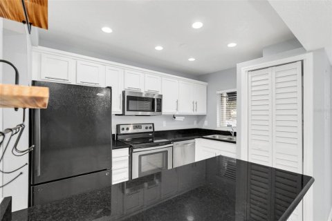 Copropriété à louer à Orlando, Floride: 2 chambres, 115.2 m2 № 2415444 - photo 10