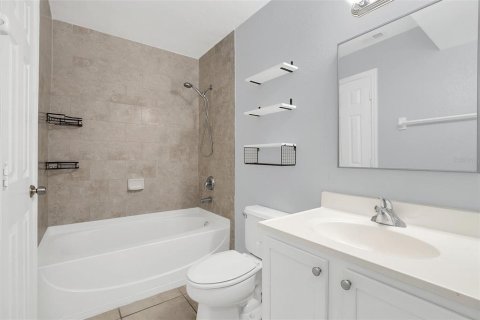 Copropriété à louer à Orlando, Floride: 2 chambres, 115.2 m2 № 2415444 - photo 17