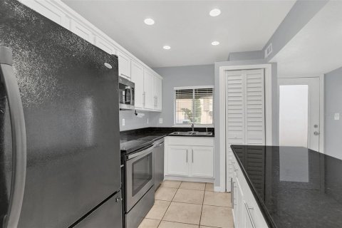 Copropriété à louer à Orlando, Floride: 2 chambres, 115.2 m2 № 2415444 - photo 12
