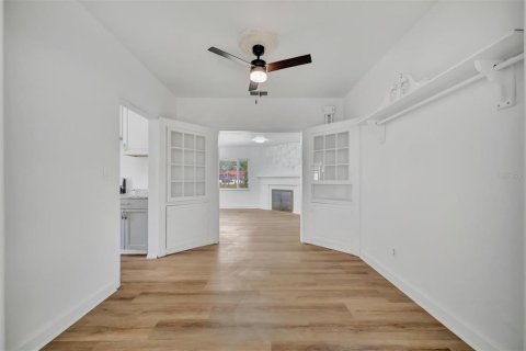 Casa en alquiler en Saint Petersburg, Florida, 3 dormitorios, 152.08 m2 № 2094583 - foto 8