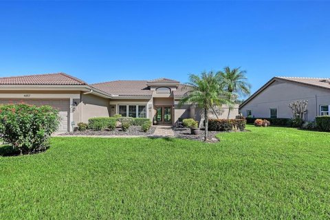 Villa ou maison à vendre à Sarasota, Floride: 3 chambres, 200.48 m2 № 2420549 - photo 2