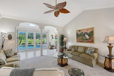 Villa ou maison à vendre à Sarasota, Floride: 3 chambres, 200.48 m2 № 2420549 - photo 9