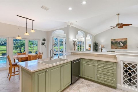 Villa ou maison à vendre à Sarasota, Floride: 3 chambres, 200.48 m2 № 2420549 - photo 12