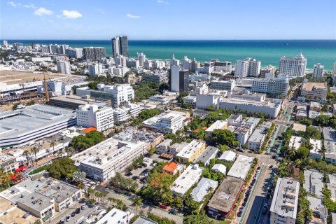Купить кондоминиум в Майами-Бич, Флорида 39.95м2, № 2057863 - фото 30