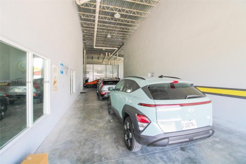 Commercial property in Hollywood, Florida № 1877820 - photo 19